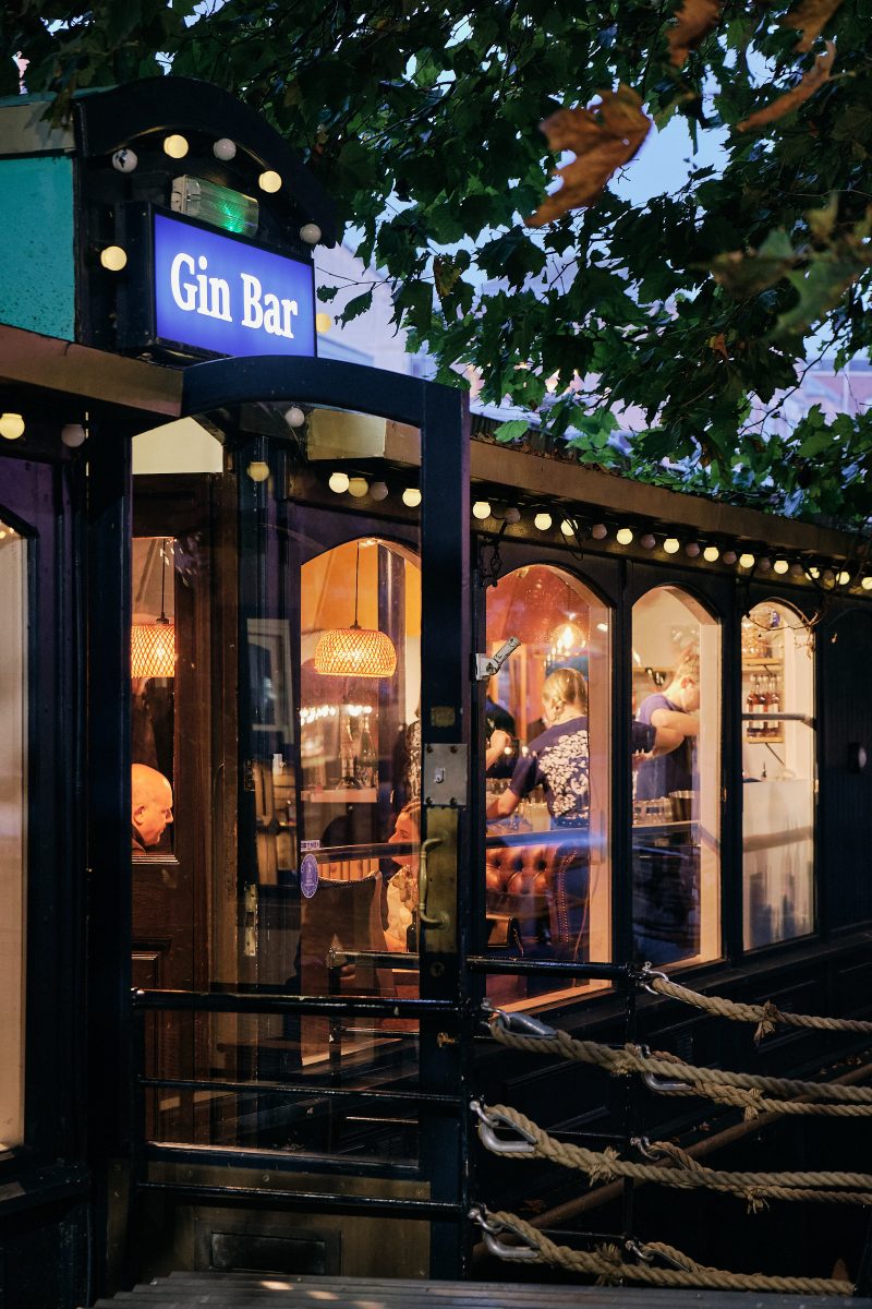 Entrance to the 6oclock gin boat